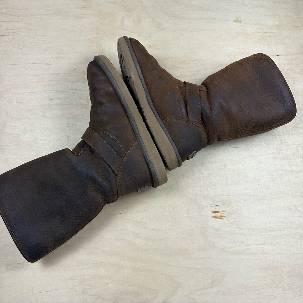 UGG Brown Leather Boots - Picture 10 of 14